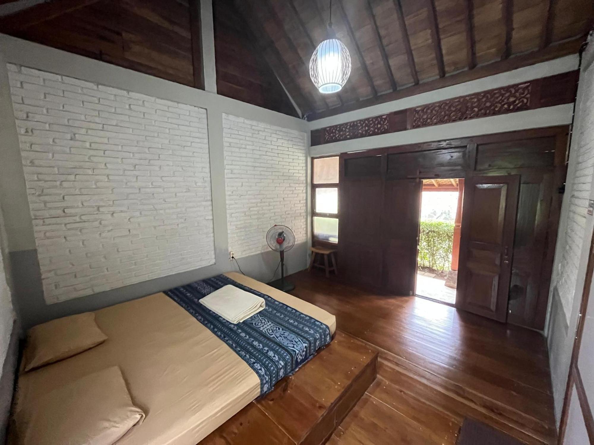 Saka Homestay Boutique & Cafe Magelang Eksteriør billede